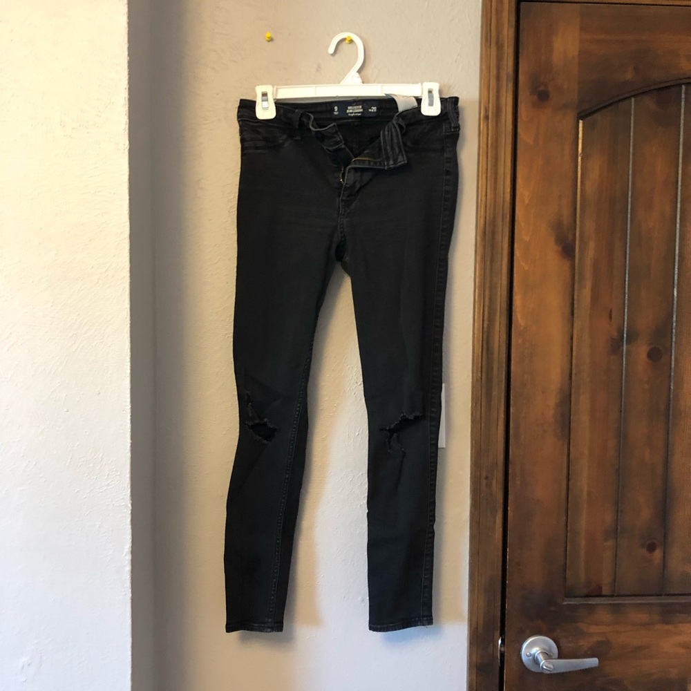 Black jeggings